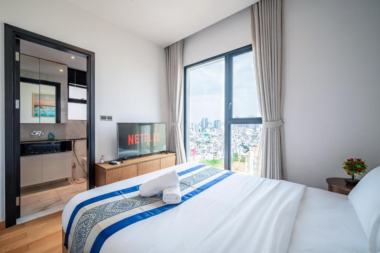 Luxury Retreat D1Mension Apartment Ho Chi Minh City Bagian luar foto